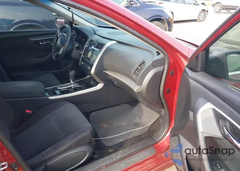 2015 Nissan Altima 2.5 S from USA, damaged, VIN 1N4AL3AP8FC114253